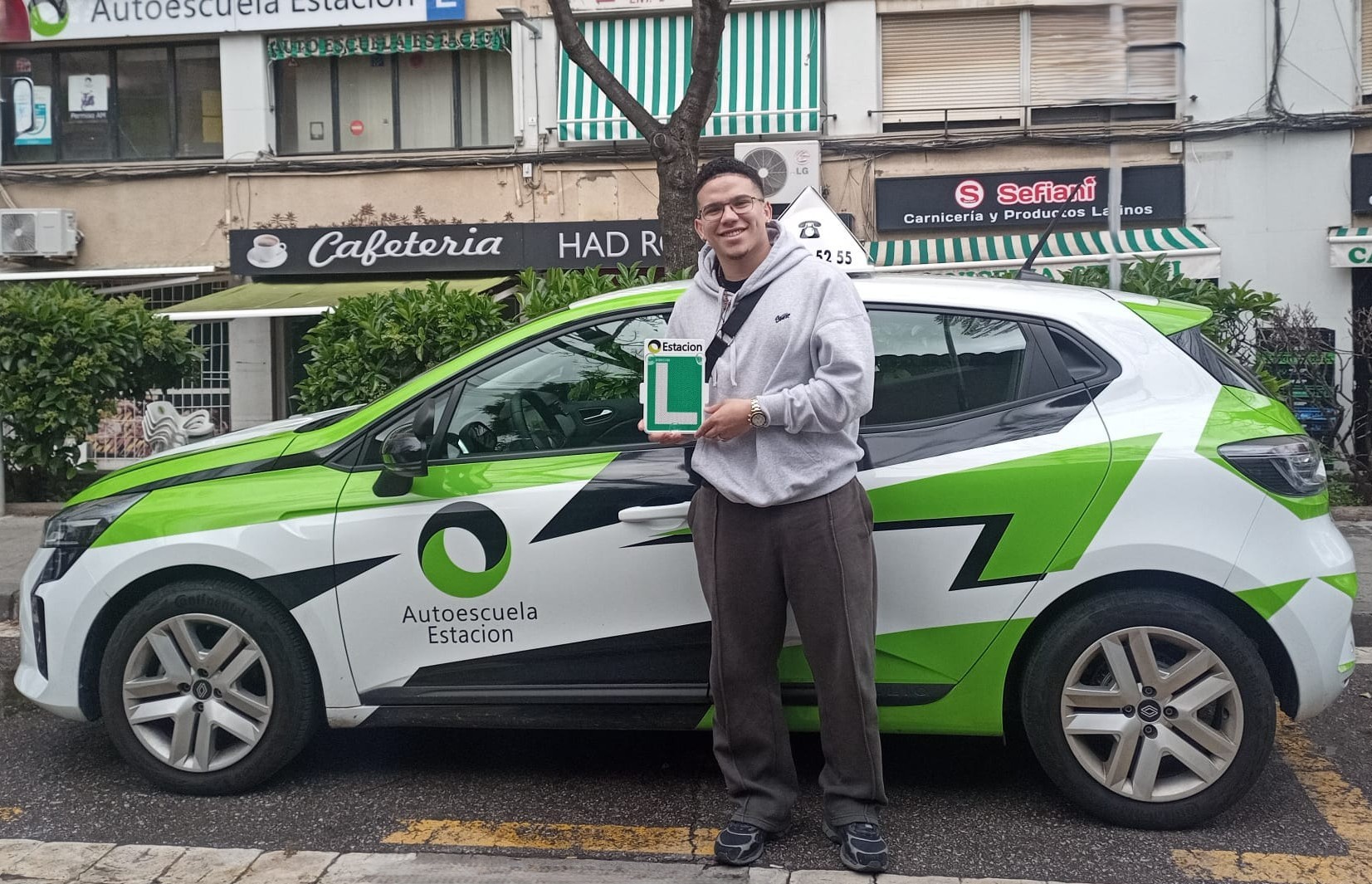 Conductor aprobado de la autoescuela