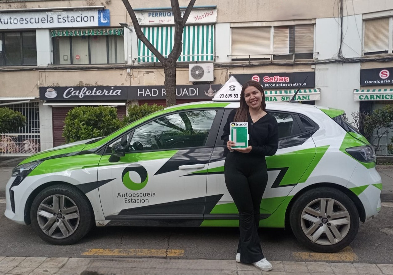 Conductor aprobado de la autoescuela