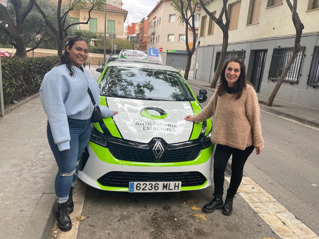 Conductor aprobado de la autoescuela