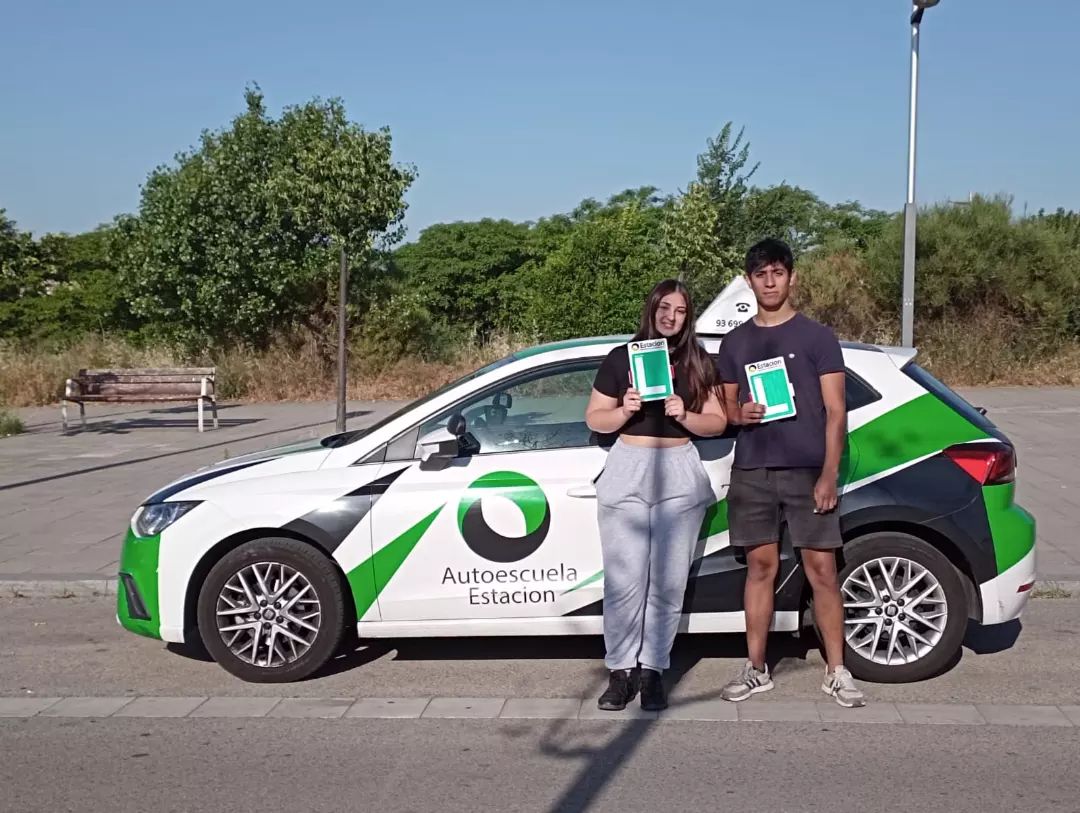 Conductor aprobado de la autoescuela