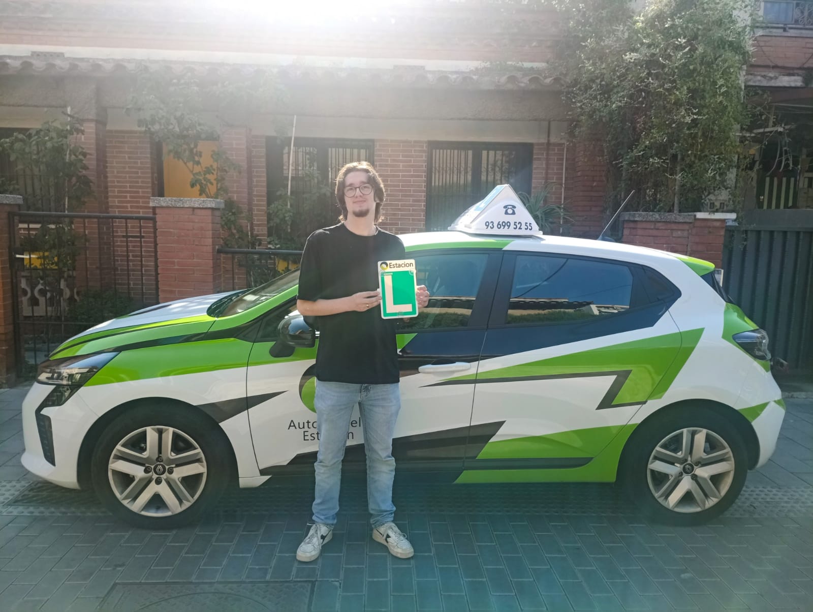 Conductor aprobado de la autoescuela
