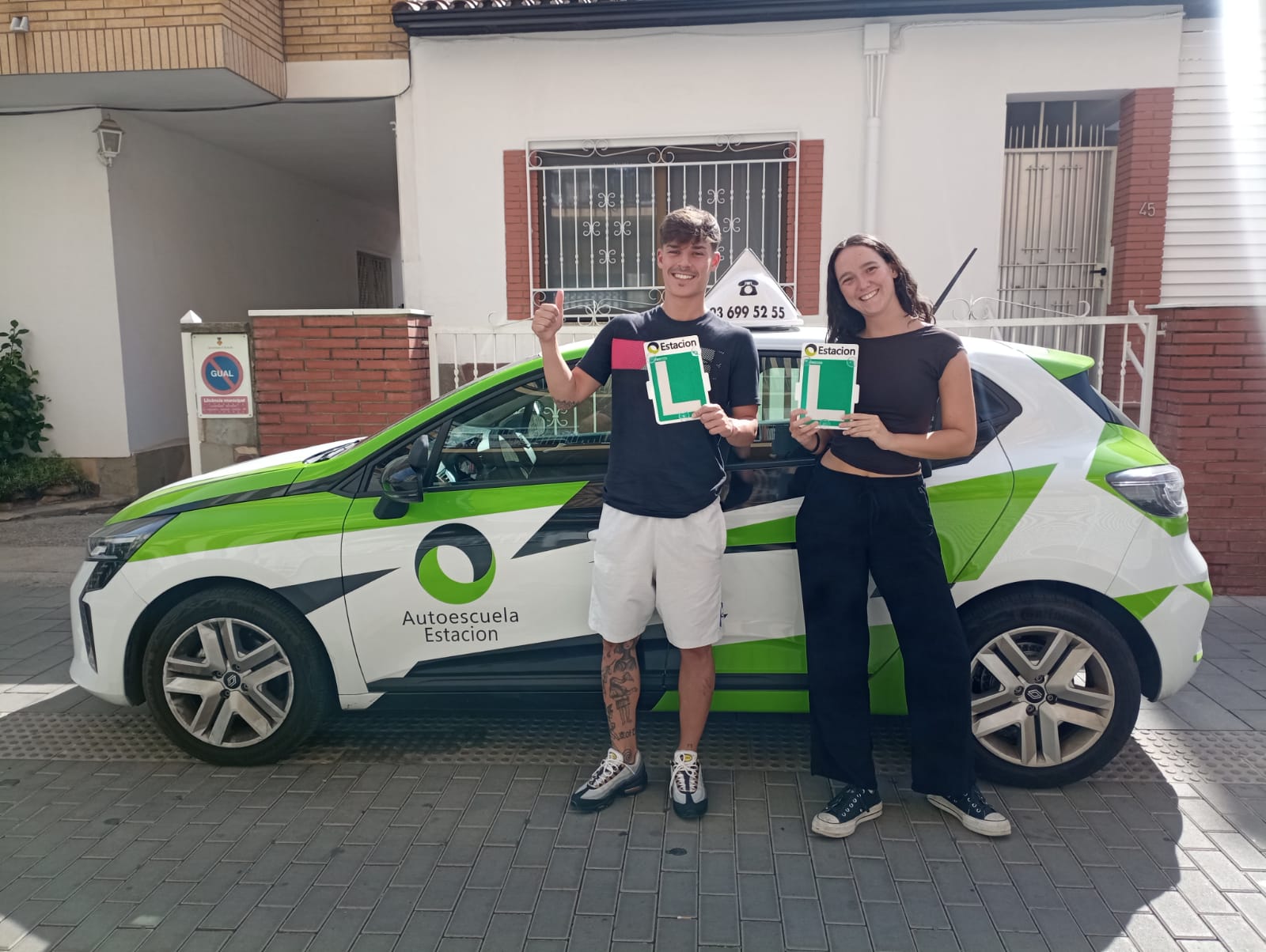 Conductor aprobado de la autoescuela