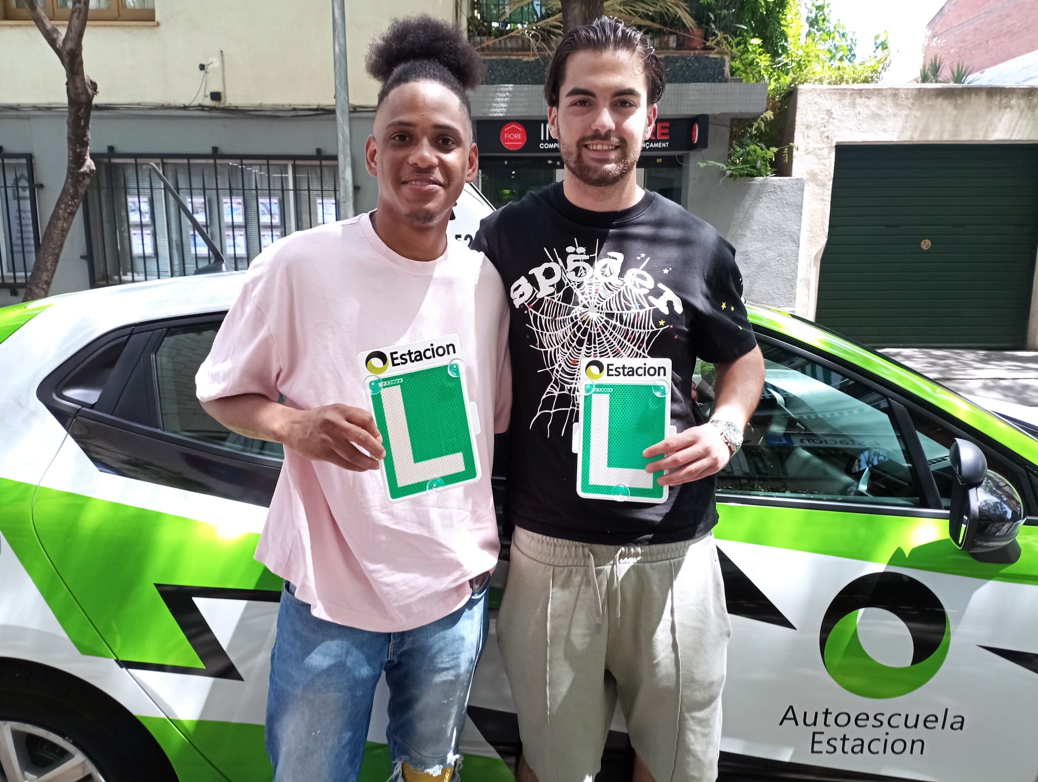 Conductor aprobado de la autoescuela