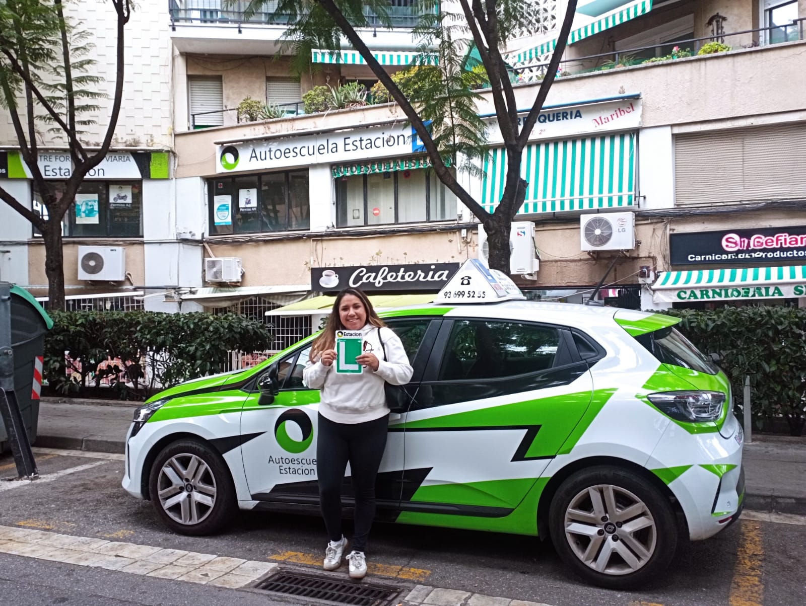 Conductor aprobado de la autoescuela
