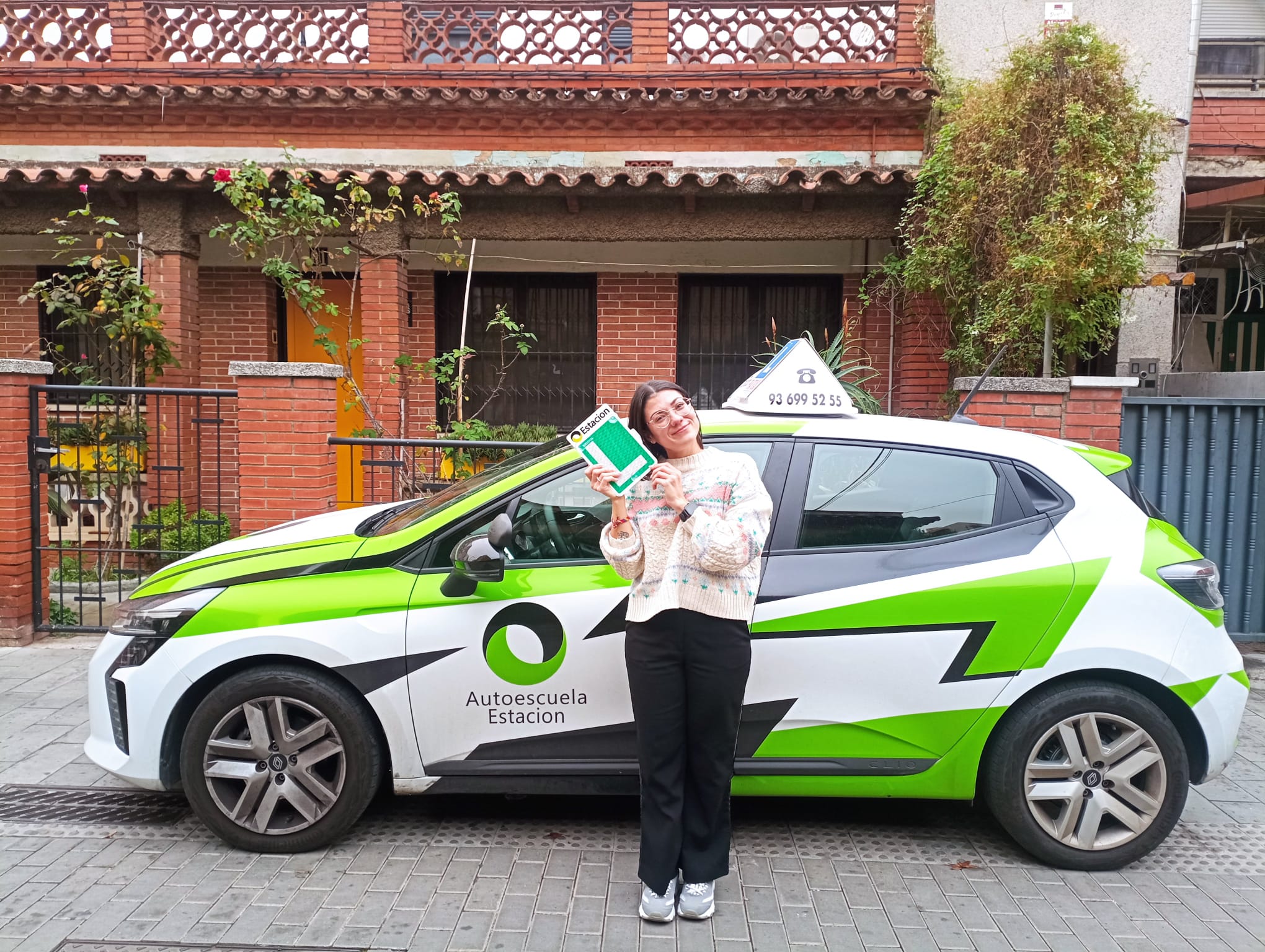 Conductor aprobado de la autoescuela