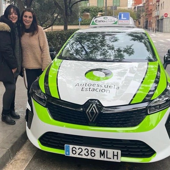 Conductor aprobado de la autoescuela