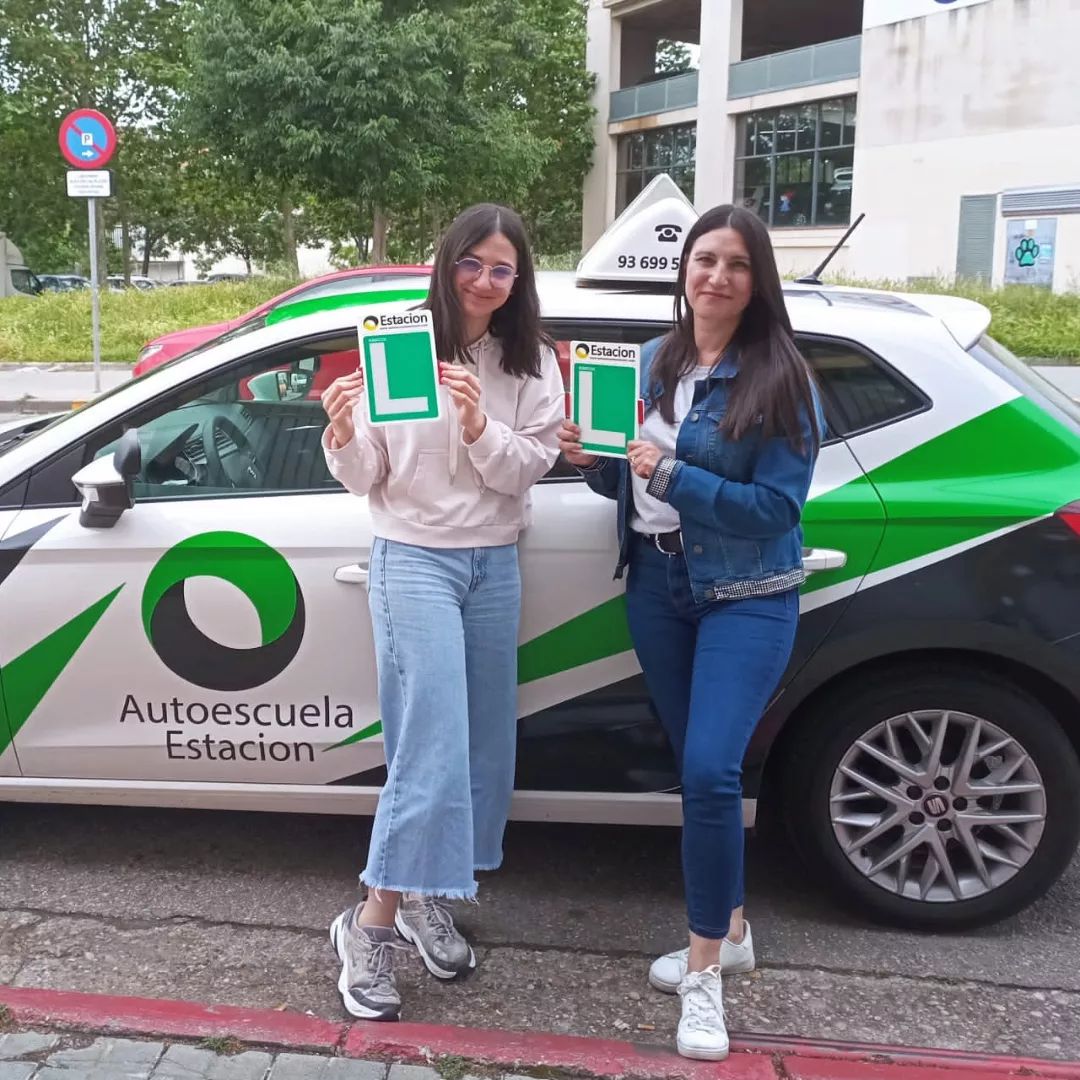 Conductor aprobado de la autoescuela