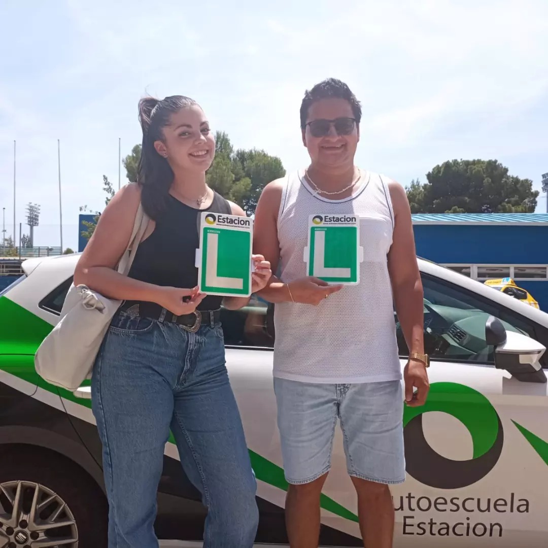 Conductor aprobado de la autoescuela