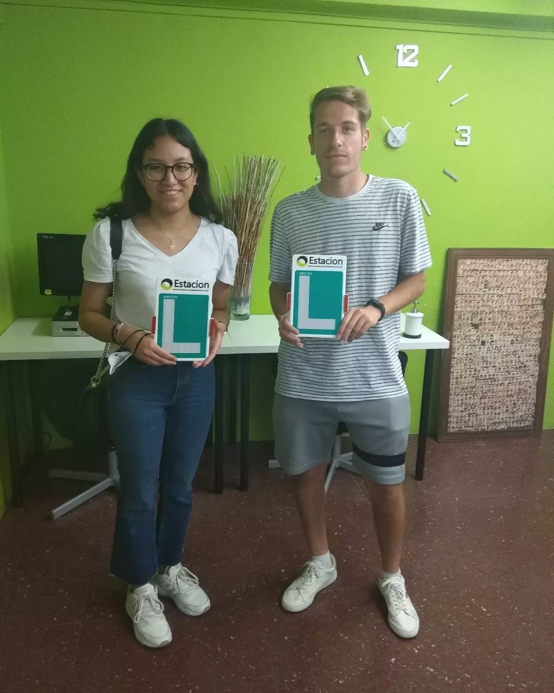 Conductor aprobado de la autoescuela