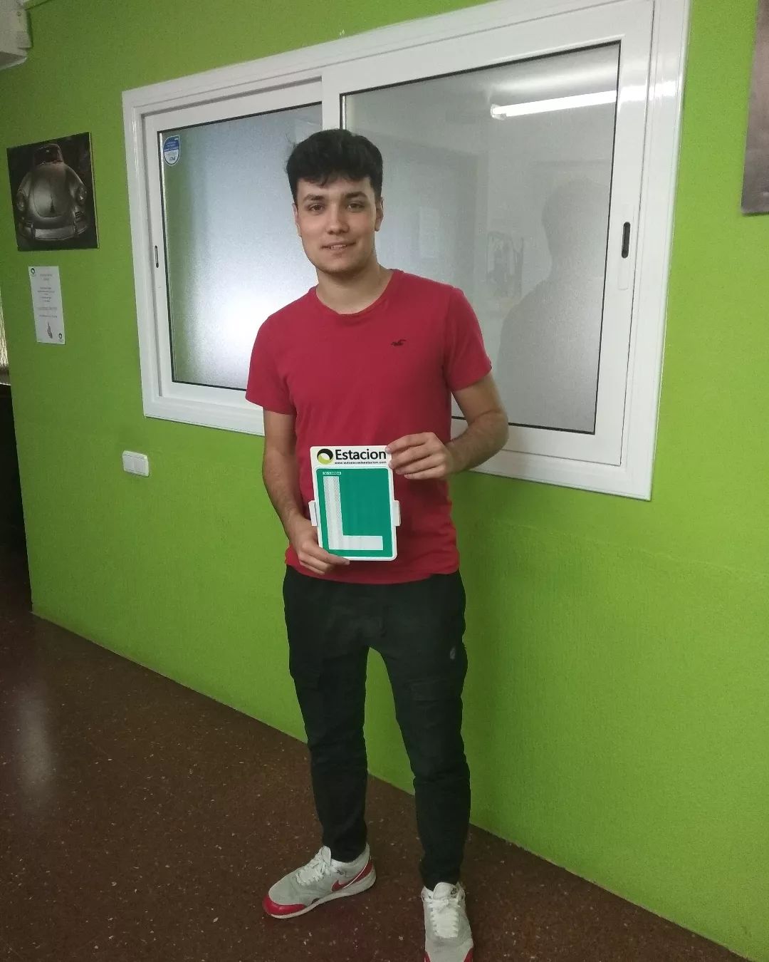 Conductor aprobado de la autoescuela