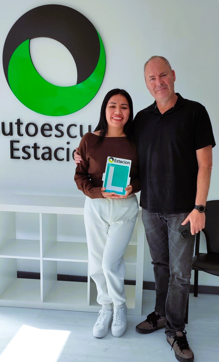 Conductor aprobado de la autoescuela